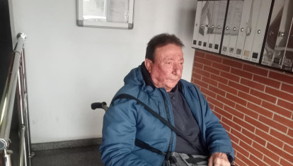 Pepe, en su silla de ruedas