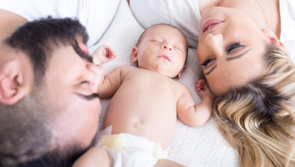 Familia con un bebé