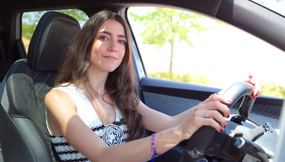 Tres trucos para viajar más cómodo en coche este verano