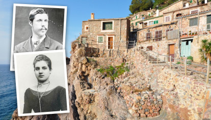 El archiduque Luis Salvador y Catalina Homar, de fondo s'Estaca