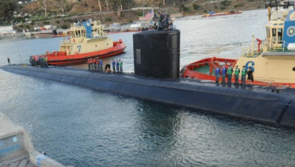 El submarino de ataque rápido USS Alexandria (SSN-757)