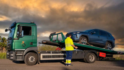 Los trabajadores de la grúa son imprescindibles en la carretera
