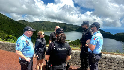 Agentes de la Policía Nacional comparten patrullas con la policía portuguesa en Azores