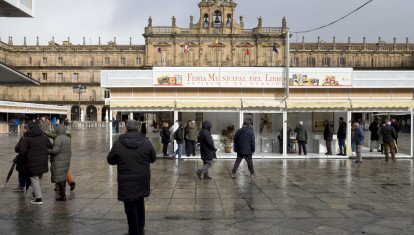La Plaza Mayor acoge la Feria Municipal del Libro Antiguo y de Ocasión