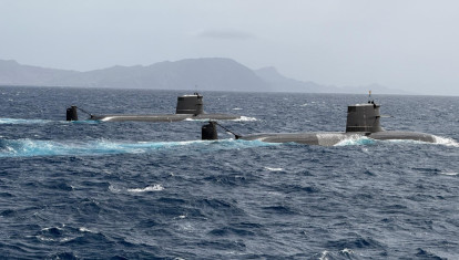 El S-81 ‘Isaac Peral’ y el S-82 ‘Narciso Monturiol’ salen a la mar juntos por primera vez
