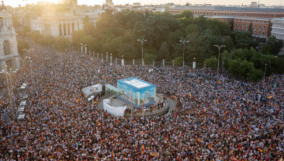 Imagen aérea de la manifestación de apoyo a Ceuta en la Plaza de Cibeles