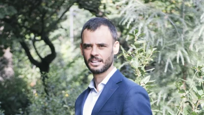 Javier Alonso es autor del libro 'Más allá del laberinto'