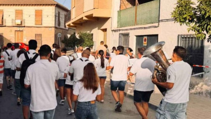El balín perforó el pulmón de la joven, por lo que fue ingresada en la Unidad de Cuidados Intensivos (UCI)