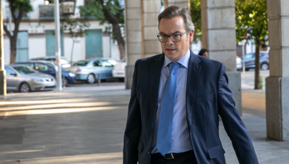El juez José Ignacio Vilaplana entra en los juzgados de Sevilla