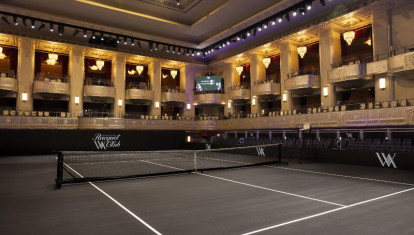 El Grand Ballroom del Waldorf Astoria de Nueva York transformado en una pista de tenis