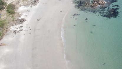 playa grovense de Seixeliño en la que murió el hombre