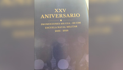 Emotivo XXV aniversario de las promociones 401 del Cuerpo General de la Armada y 131 del Cuerpo de Infantería de Marina