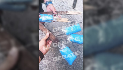 Las armas caseras que los agentes han encontrado entre las tiendas de campaña