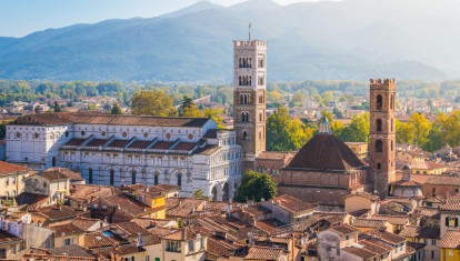 Vista panorámica de Lucca, con el Duomo de San Martino