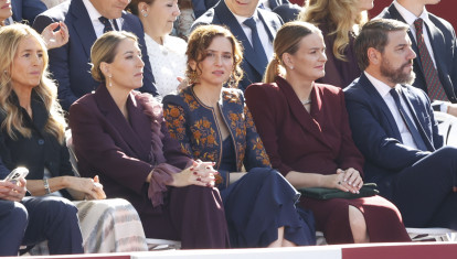 Isabel Díaz Ayuso durante el desfile militar del 12 de Octubre