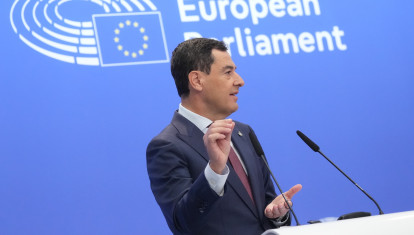 El presidente de la Junta de Andalucía, Juanma Moreno, esta martes en Bruselas
REMITIDA / HANDOUT por JUNTA DE ANDALUCÍA
Fotografía remitida a medios de comunicación exclusivamente para ilustrar la noticia a la que hace referencia la imagen, y citando la procedencia de la imagen en la firma
13/10/2026