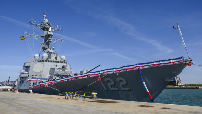 El USS John Basilone, el sexto destructor de la armada estadounidense en la base de Rota