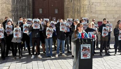 (Foto de ARCHIVO)
Concentraciòn de Aske contra el encarcelamiento de los detenidos en Irún por supuesto terrorismo
REMITIDA / HANDOUT por ASKE/X
Fotografía remitida a medios de comunicación exclusivamente para ilustrar la noticia a la que hace referencia la imagen, y citando la procedencia de la imagen en la firma
21/10/2026