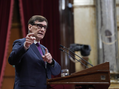 El presidente de la Generalitat, Salvador Illa, durante una sesión plenaria, en el Parlamentp de Cataluña, a 22 de julio de 2025, en Barcelona, Cataluña (España).