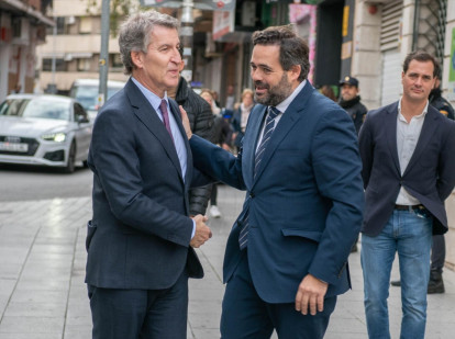 El presidente del Partido Popular de Castilla-La Mancha, Paco Núñez, y el presidente del Partido Popular, Alberto Núñez Feijóo