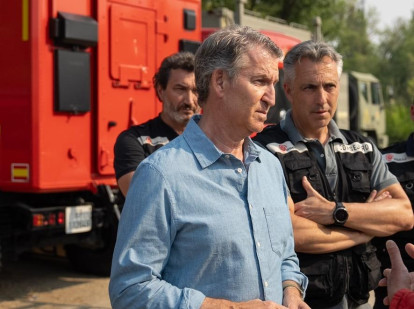 El presidente del PP, Alberto Núñez Feijóo, en la visita al puesto de mando de los incendios de la Comunidad de Madrid.

REMITIDA / HANDOUT por PP/DIEGO PUERTA
Fotografía remitida a medios de comunicación exclusivamente para ilustrar la noticia a la que hace referencia la imagen, y citando la procedencia de la imagen en la firma
26/7/2026