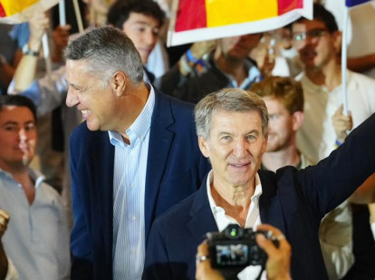 Alberto Núñez Feijóo junto a Xavier García Albiol y Alejandro Fernández en Barcelona