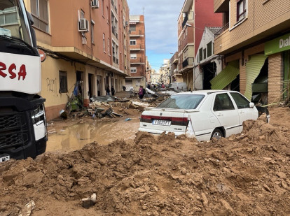 Calle de Paiporta, Valencia, ayer por la tarde