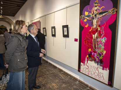 Una selección de pinturas de García Osorno y su cartel de la Semana Santa, en una muestra en la Diputación.