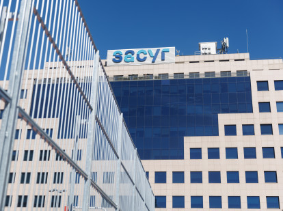 Fachada de la sede de Sacyr en Madrid