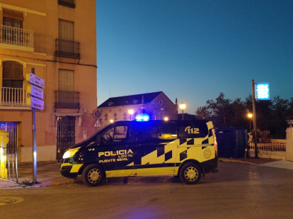 Vehículo de la Policía Local de Puente Genil