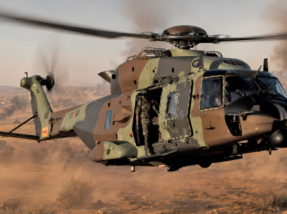 El Ejército de Tierra ha recibido en Albacete un nuevo helicóptero NH-90
