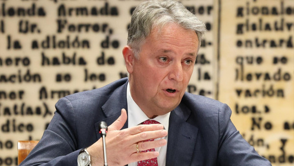 El Director de Tragsatec, Juan Pablo González Matadurante la Comisión de Investigación sobre el 'caso Koldo'