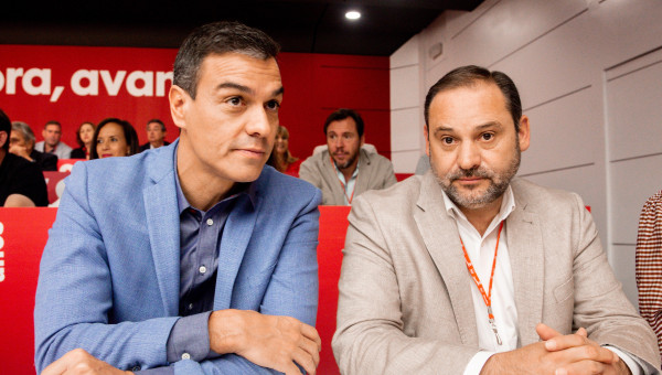 Pedro Sánchez junto a José Luis Ábalos en la reunión del Comité Federal del PSOE de 2019