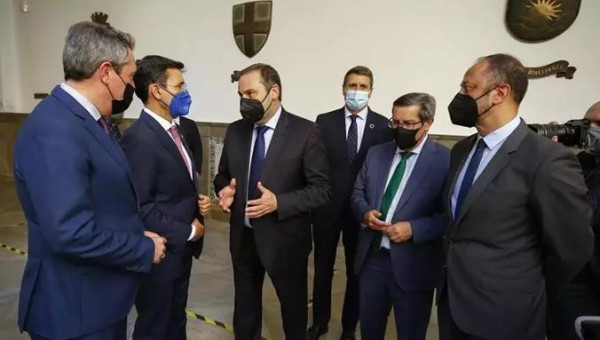 Ábalos acudió en julio de 2021 a la investidura del socialista Francisco Cuenca en Granada