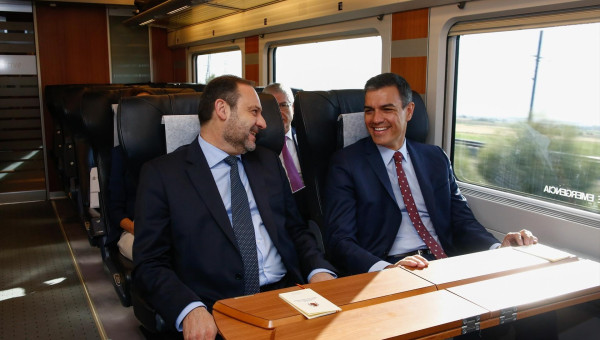 Pedro Sánchez y José Luis Ábalos en 2019