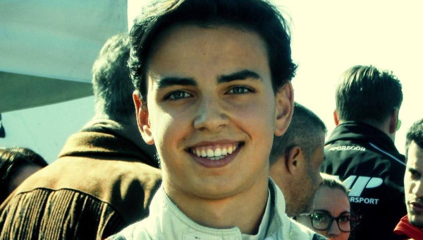 Antolín González, joven piloto de F-1 que ha matado a su padre en Aranda de Duero, Burgos