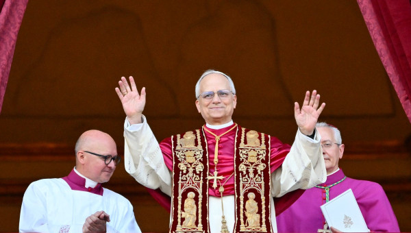 El recién elegido Papa León, un moderado que fue cercano al Papa Francisco