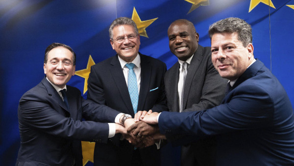 La Comisión Europea, el Reino Unido y España han llegado este miércoles a un acuerdo sobre el estatus de Gibraltar tras el bréxit