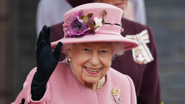 Reina Isabel II