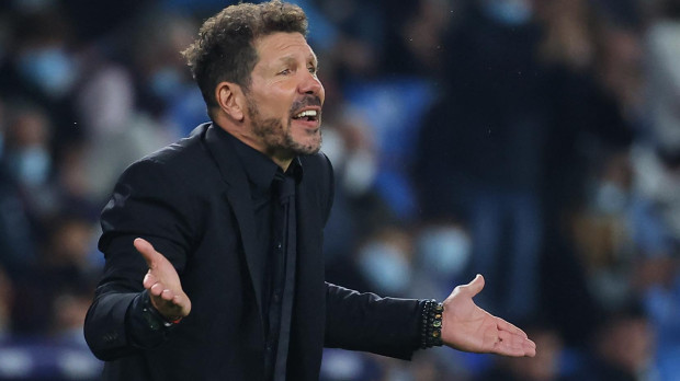 El entrenador del Atlético de Madrid acumula siete rojas en 10 años como técnico rojiblanco