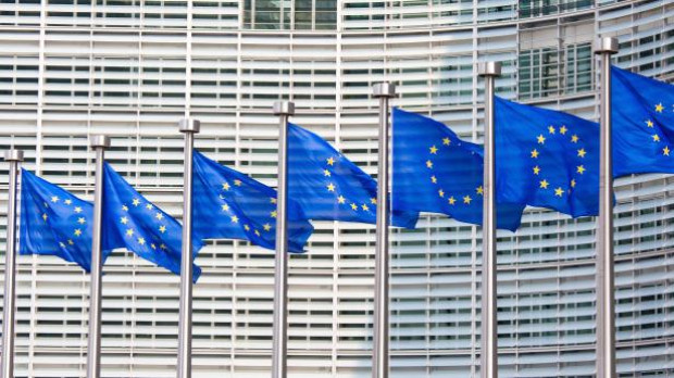 Banderas de la Unión Europea, a la entra de la Eurocámara
