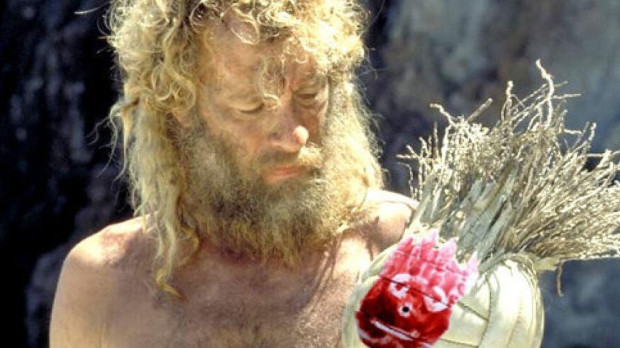 Tom Hanks con la pelota Wilson, la única compañía de su personaje en 'Náufrago'