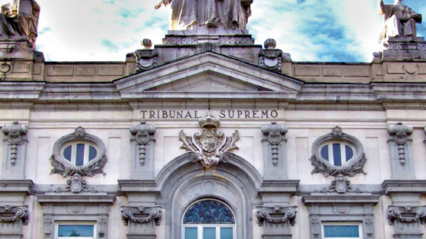 Fachada principal del Tribunal Supremo