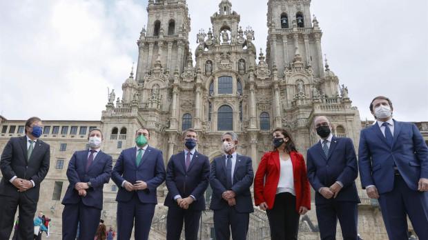 Los ocho presidentes autonómicos en Santiago de Compostela este 23-N.