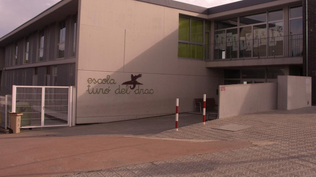 Escuela de Turo del Drac (Canet de Mar, Cataluña)