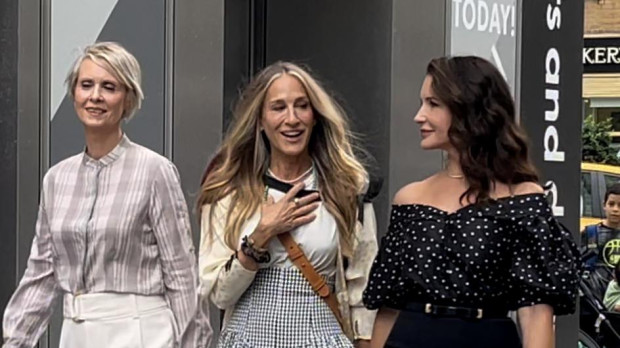 Actresses Sarah Jessica Parker, Cynthia Nixon And Kristin Davis filming "And Just Like That" Set In NYC