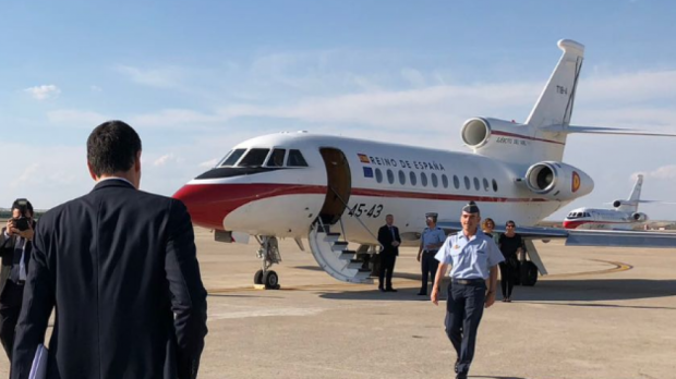 Pedro Sánchez en Torrejón camino del Falcon