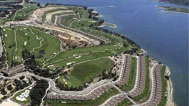 El complejo de lujo Isla de Valdacañas (Extremadura)
