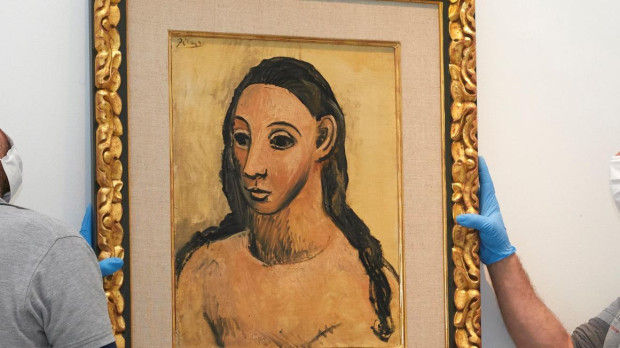 La obra de Pablo Picasso "Busto de mujer joven", incautada a Jaime Botín en un barco tras intentar sacarla de España sin permiso, ya está expuesta en el Museo Reina Sofía de Madrid