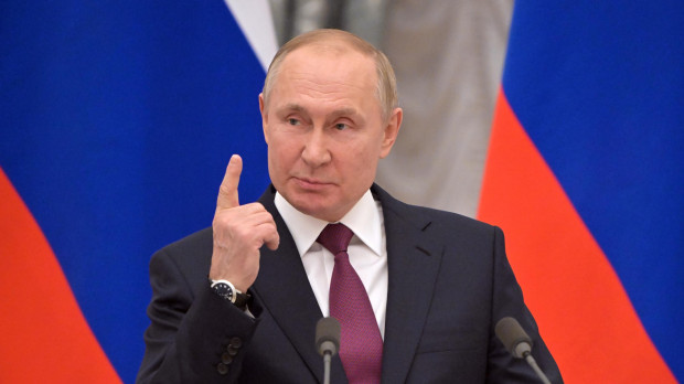 El presidente ruso Vladimir Putin asiste a una conferencia de prensa